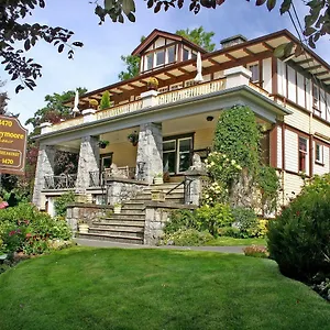 https://abbeymoore-manor-bed-and-breakfast-inn.richmond-hotels.com